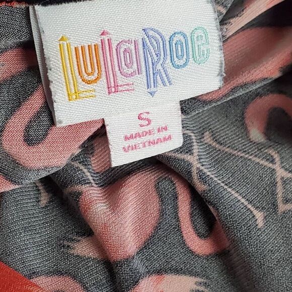 LuLaRoe Carly Dress S Black Red Flamingo Print High-Low Hem Short Sleeve Simply - Picture 5 of 6